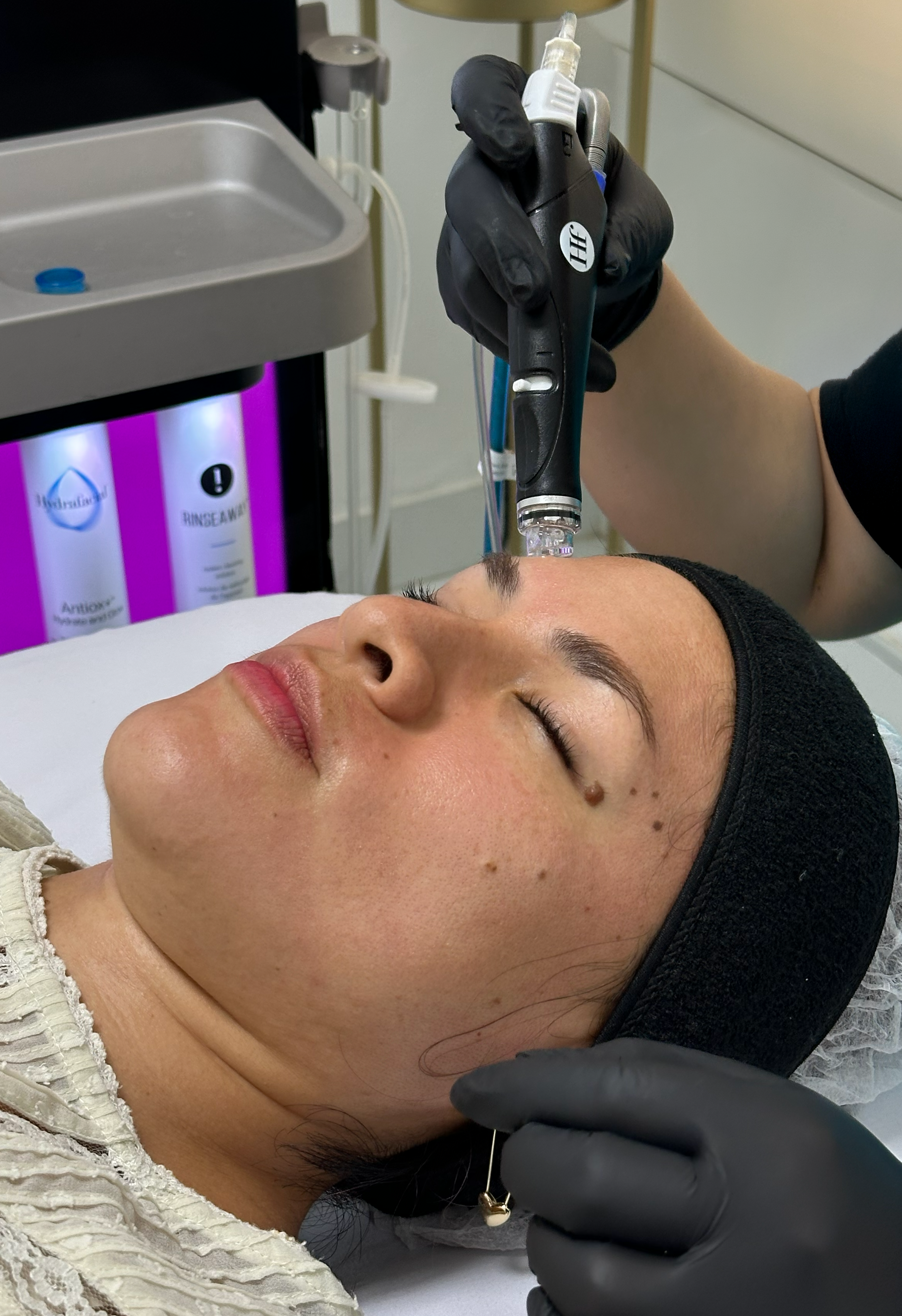 Hydrafacial